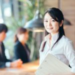 オフサイトミーティングのメリットや進め方は？成功へ導く方法は？