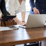 ミーティングの意味や効率的なやり方は？会議・カンファレンスとの違いも