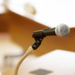 講演会の挨拶で知っておきたいポイント！マナーや服装について解説