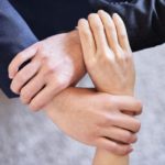 決起会を開く目的や飲み会との違いは？行う意味やメリットを解説！