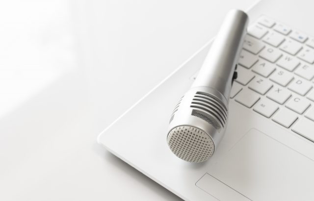 ファシリテーターの意味や役割は？司会との違いや進め方のコツ！