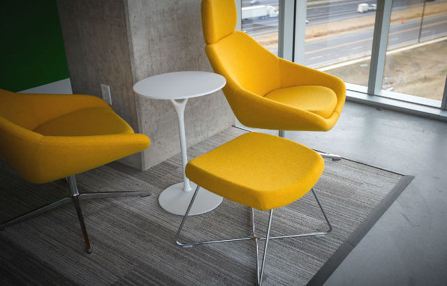 お客様との商談に使う場所のふさわしい場所とふさわしくない場所