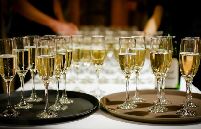 パーティーの場所はどこにする？ 会場探しのポイント