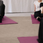 落ち着いた環境が大切なヨガの教え方とマナー