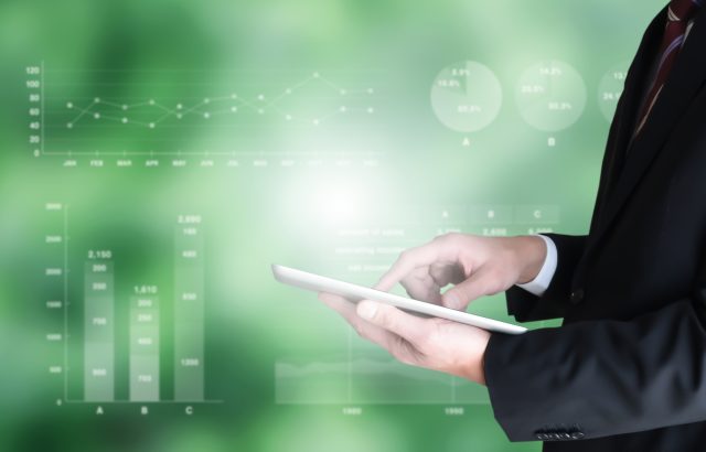 絶対評価と相対評価はどちらが良い？違いやメリット・デメリットを解説