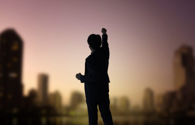 エンパワーメントの意味は？ビジネスに役立つ重要性や利点などを解説