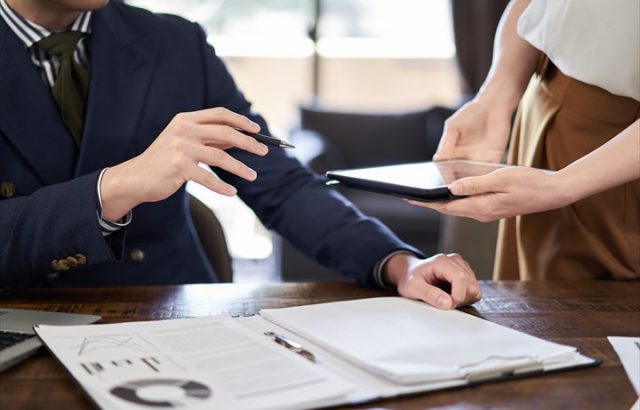 シナジー効果の意味やメリットは？種類や使い方・事例もチェック