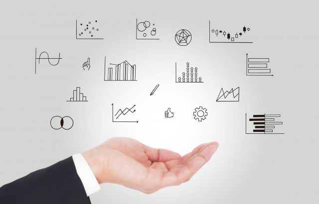 マーケティング戦略とは？立案手順や使えるフレームワークを紹介