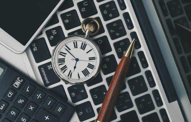 「人時生産性」とは？意味や計算式・向上させるためのポイントも！