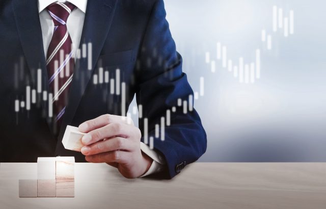 経験学習とは？実践する時のポイントや具体的な成功事例の紹介も！