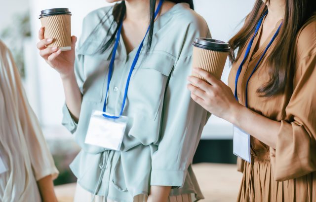 傾聴力の意味とは？ビジネスにおいて必要な理由とトレーニング方法