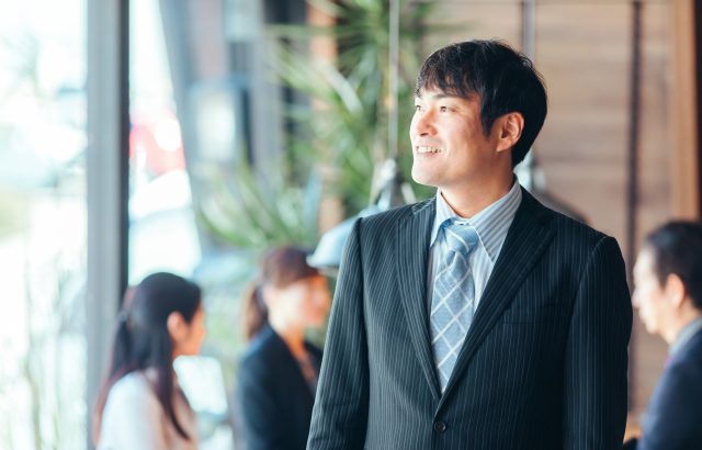 オーセンティック・リーダーシップとは？5つの特性と開発のポイント