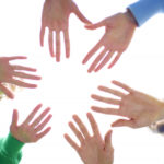 ボランティア活動をする意義とは？メリットやデメリットも解説