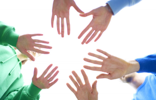 ボランティア活動をする意義とは？メリットやデメリットも解説