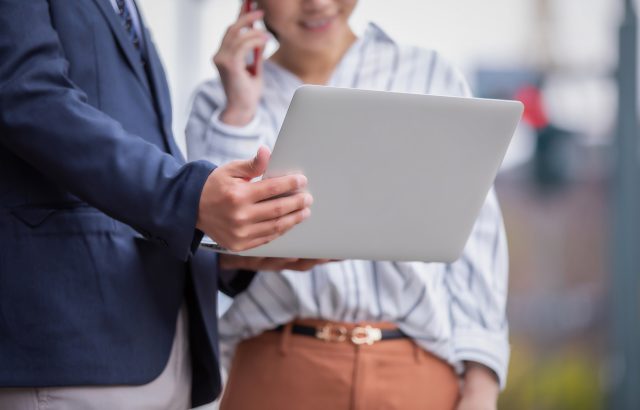 社内で情報共有することが重要！メリットやおすすめツールも紹介