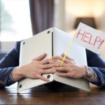 仕事の持ち帰り事情まとめ！解決方法や家に持ち帰った場合の残業代は？